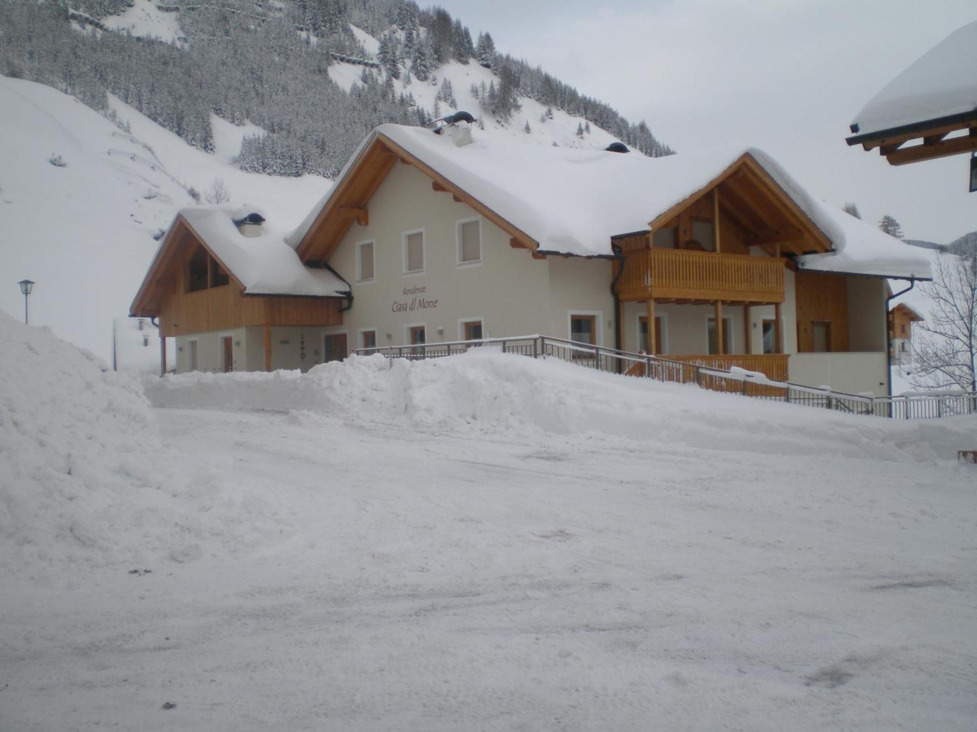 Residence Ciasa Dl Mone Colfosco Eksteriør billede
