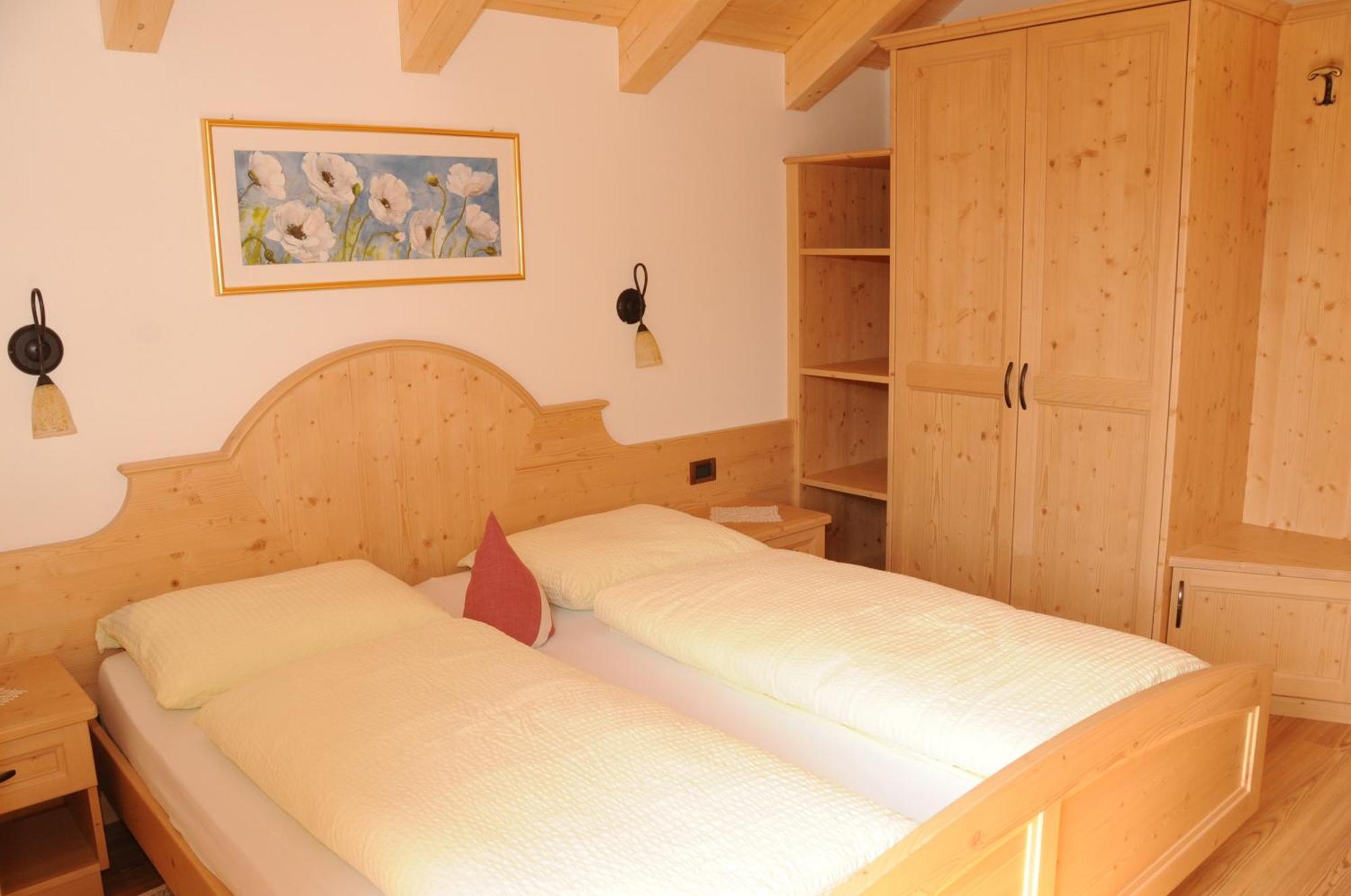 Residence Ciasa Dl Mone Colfosco Eksteriør billede
