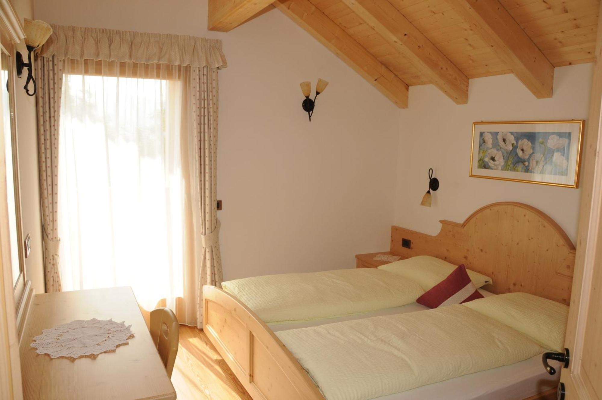 Residence Ciasa Dl Mone Colfosco Eksteriør billede