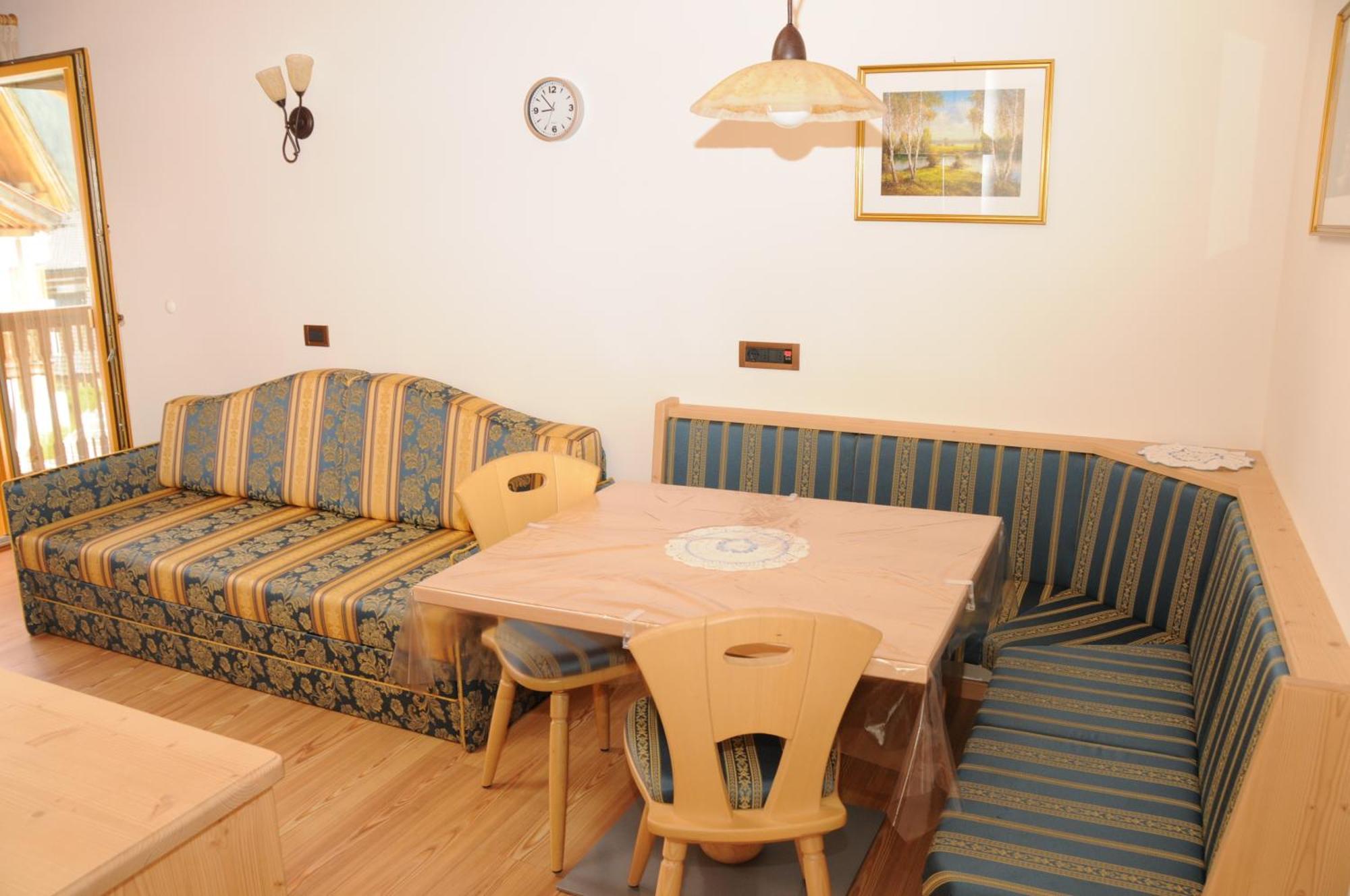 Residence Ciasa Dl Mone Colfosco Eksteriør billede