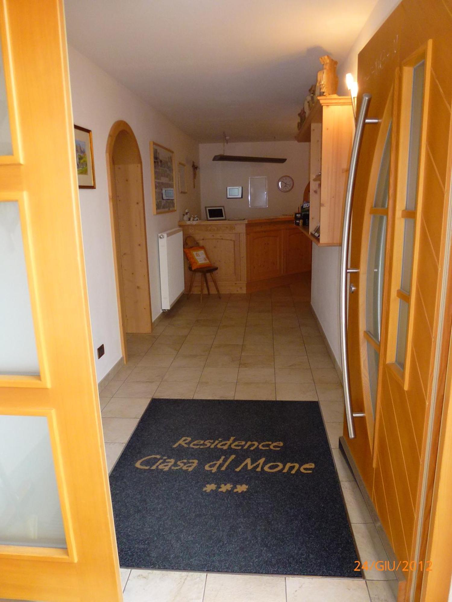 Residence Ciasa Dl Mone Colfosco Eksteriør billede